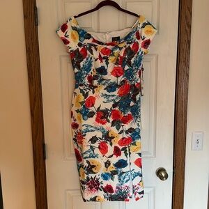 NWT Adrianna Papell Floral Dress